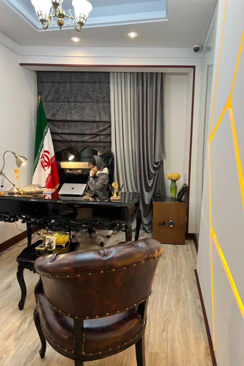 دفتر وکالت حدیث محبی(ملکی خانواده حقوقی)