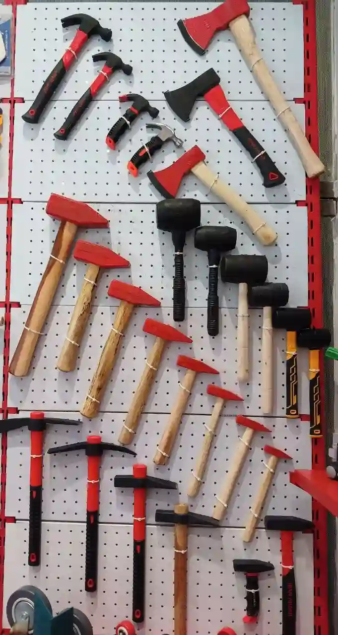 فروشگاه رنگ و ابزار ملکی