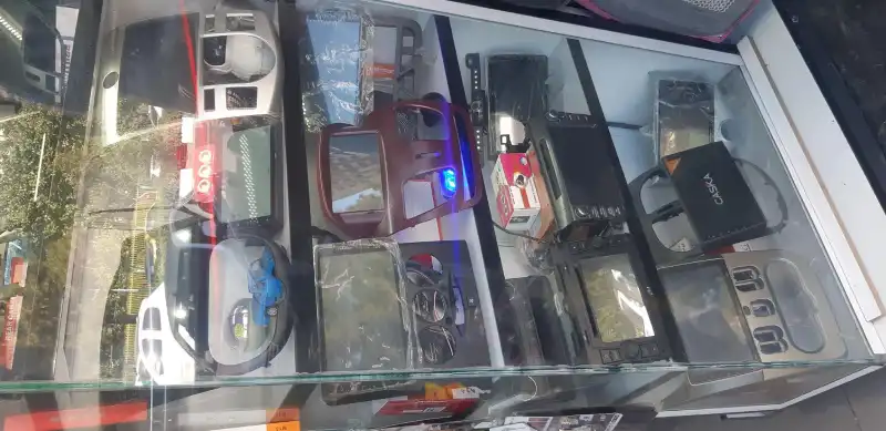 تزئینات لوکس اتومبیل های ایرانی وخارجی