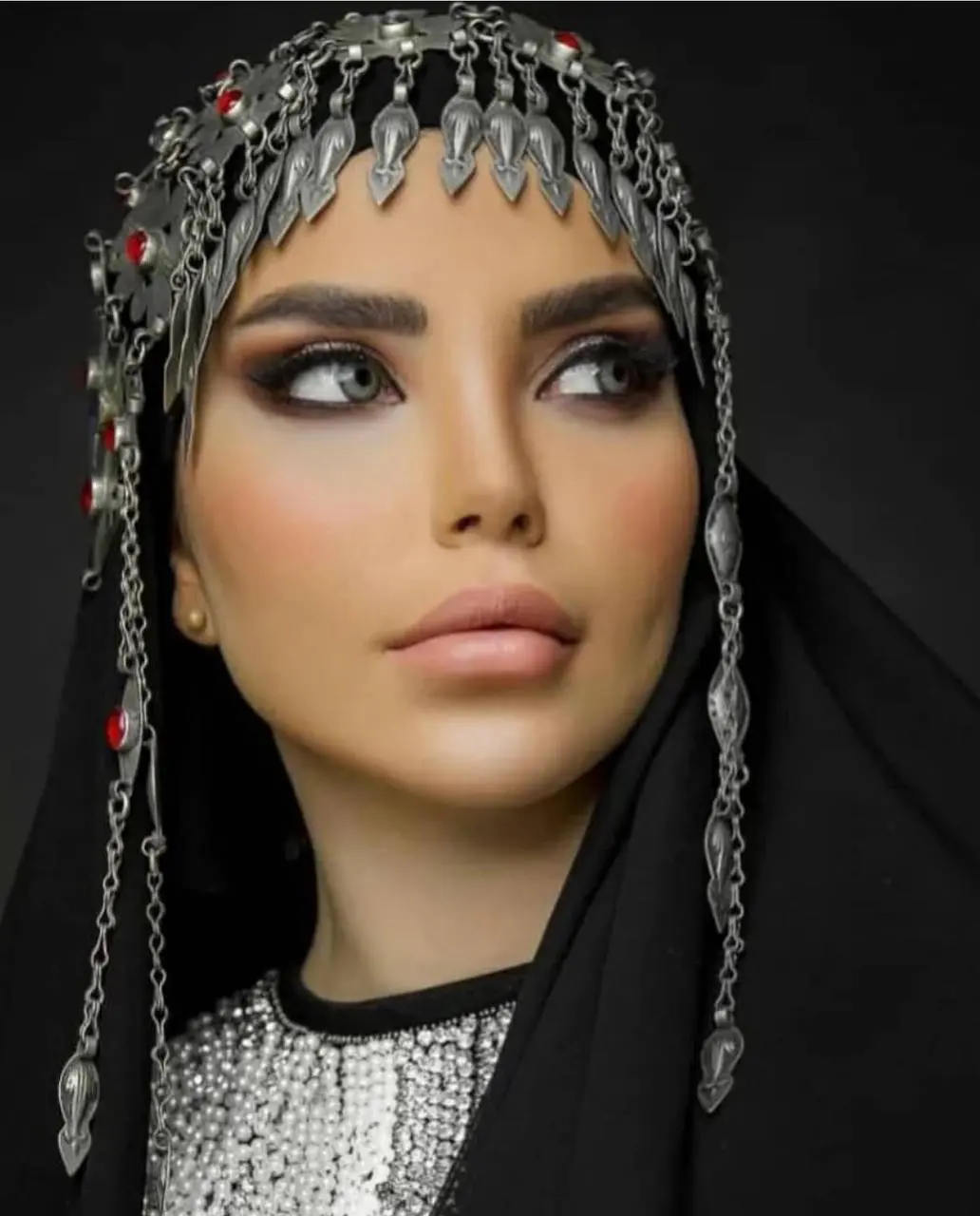 سالن زیبایی الیسا