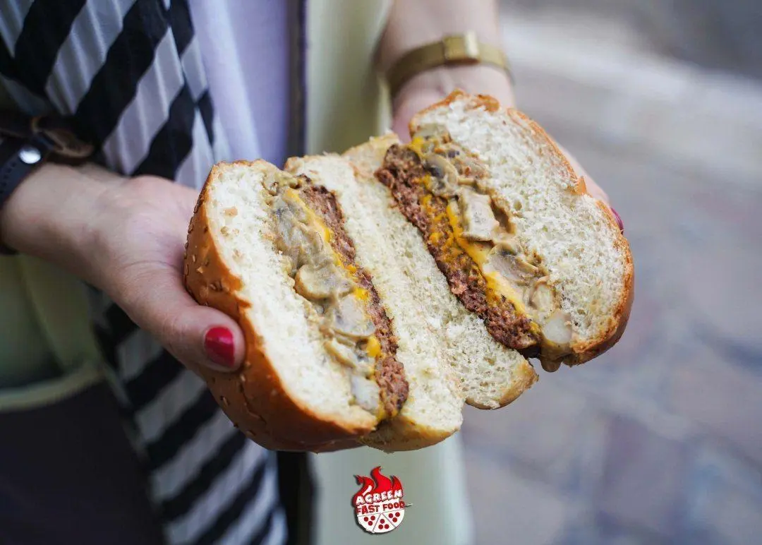 فست فود آگرین