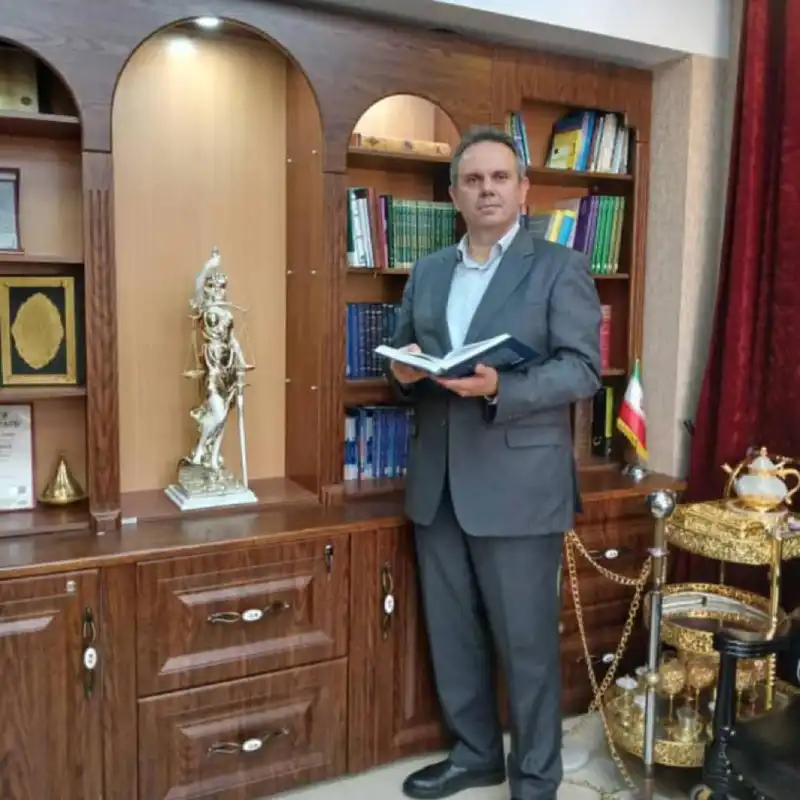  وکیل پایه یک دادگستری فرید پزشکان جلیلی