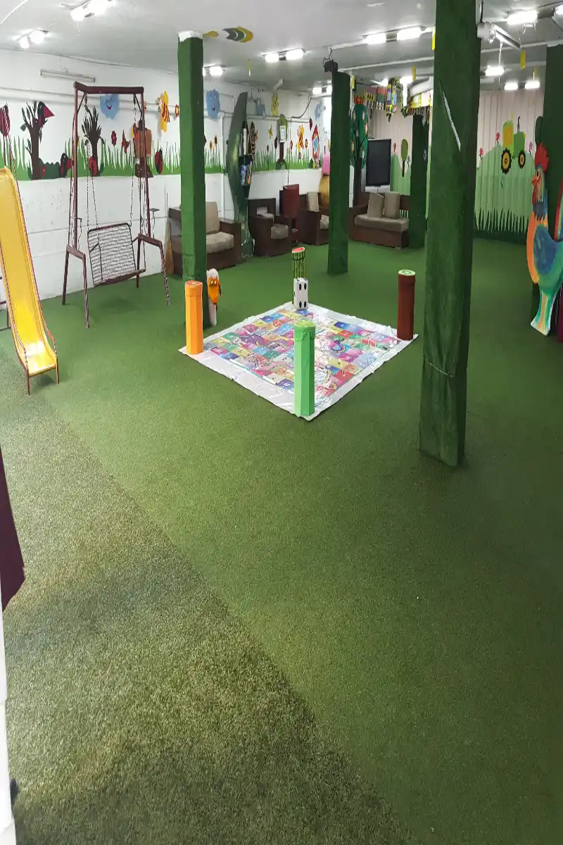 پیش دبستان و دبستان دخترانه رسا