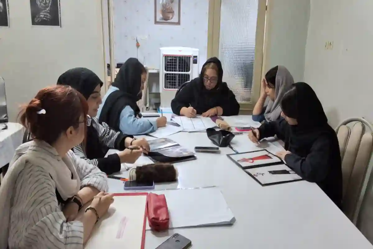 آموزشگاه طراحی لباس و خیاطی کیمیای دانش