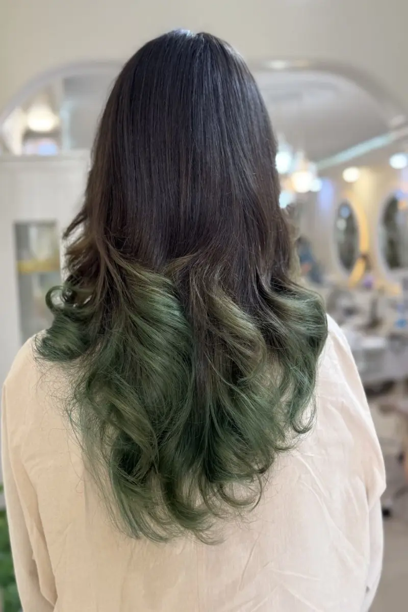 آرایشگاه زنانه دودیس (لاین تخصصی ناخن)