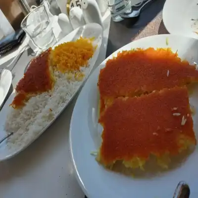 رستوران شاندیز گالریا شعبه ولنجک