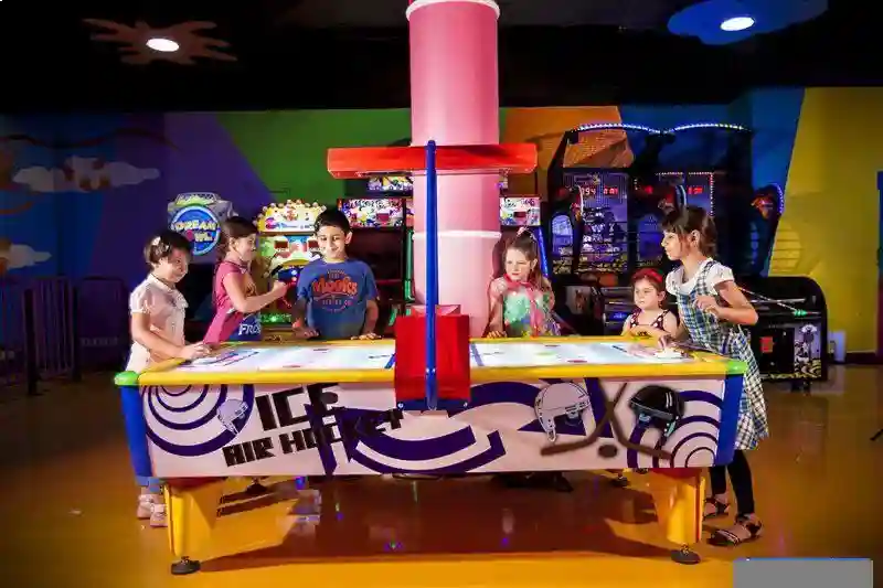 شهربازی هورا پارک