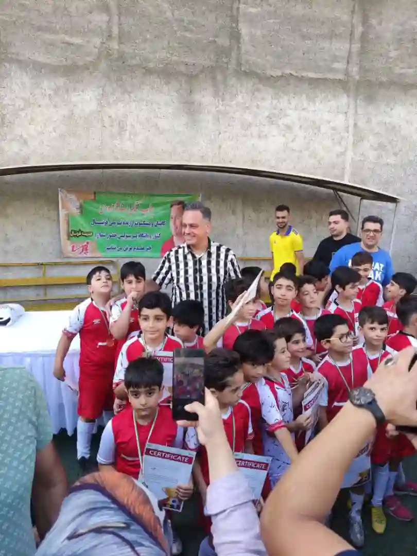 مدرسه فوتبال پارسه شمیرانات