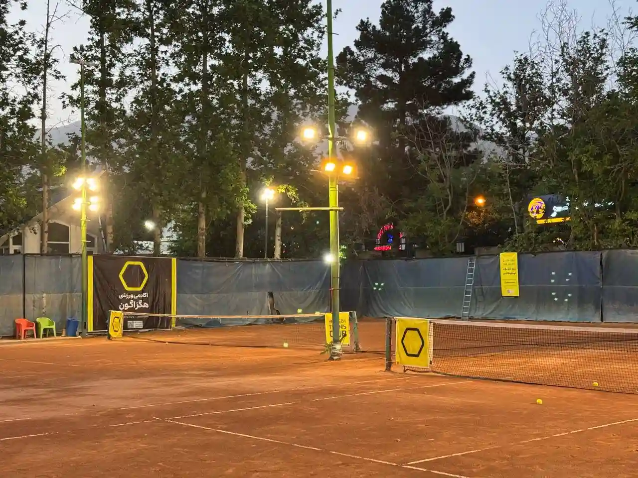 باشگاه تنیس هگزاگون