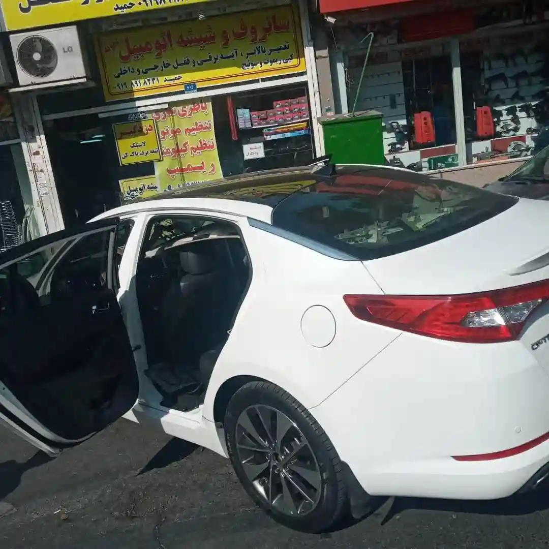 شیشه اتومبیل وتعمیر سانروف