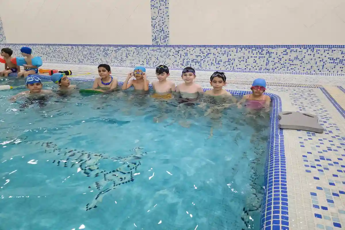 آموزش شنا از مبتدی تاپیشرفته (ندا مومنی)