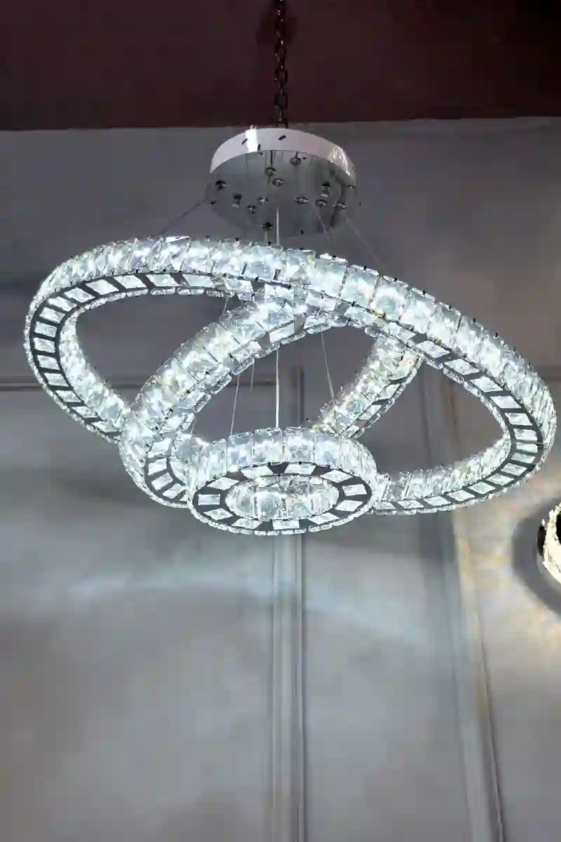 لوستر تندیس