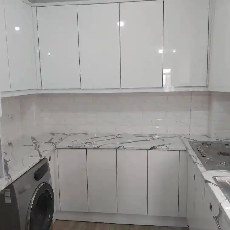 نماسازان (کاشی کاری سرامیک کاری و بازسازی دکوراسیون ساختمان)