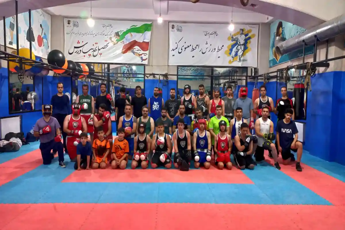 آکادمی بوکس قهرمان ساز پرواز