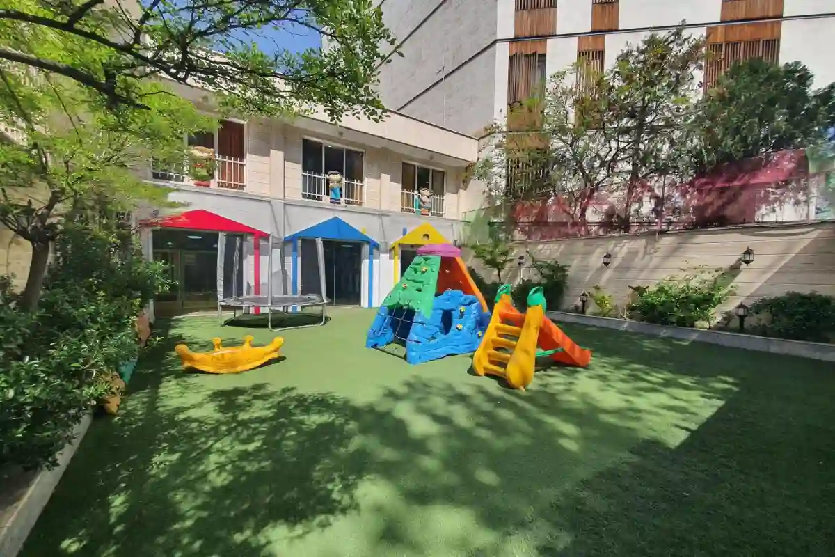 مهدکودک و پیش دبستانی متفکران شاد