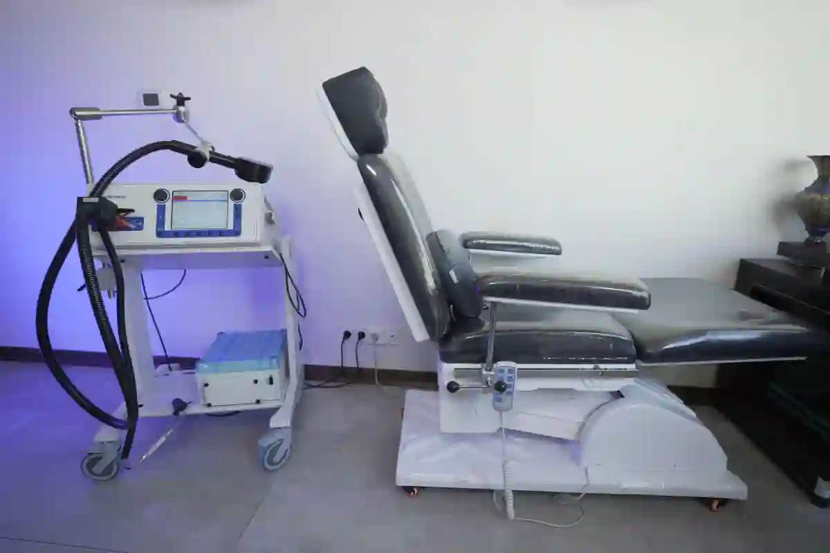 مرکز ترک اعتیاد دکتر جوادی( ونک کلینیک)