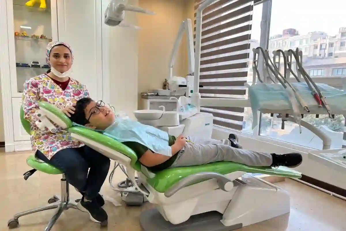 متخصص دندانپزشکی کودکان دکتر لطفیان