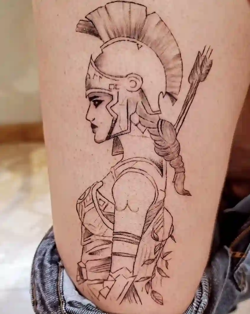 آرایش دائم و تاتوی بدن سحر