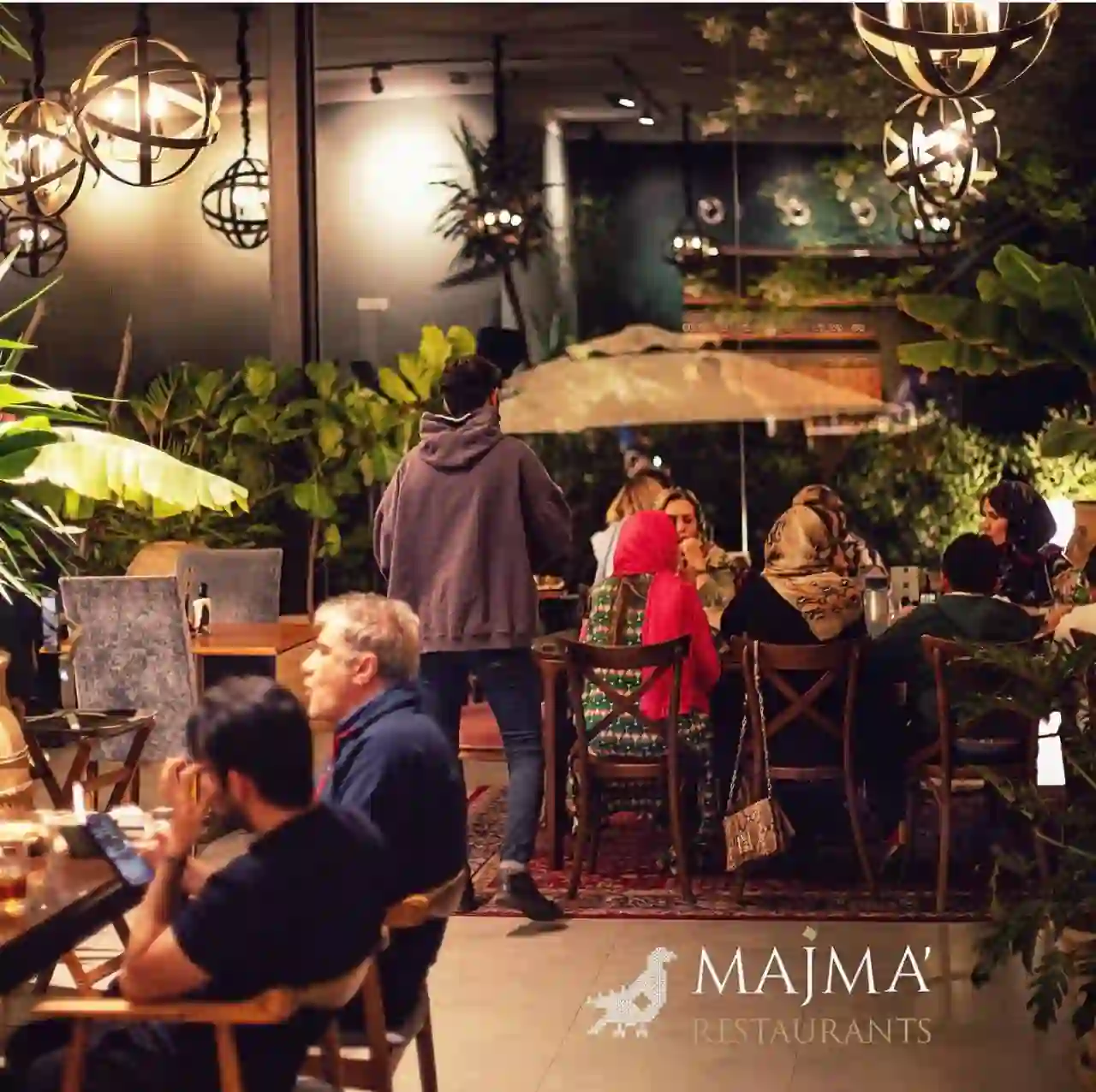 رستوران مجمع