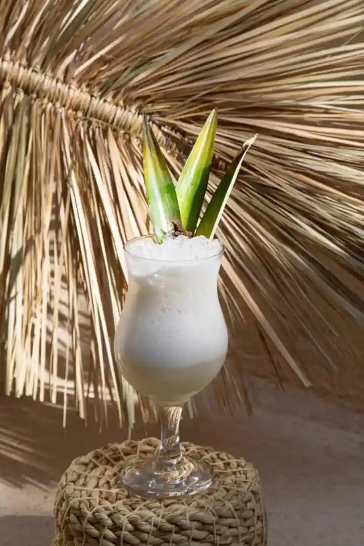 کافه رستوران کوزی لانژ