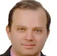 دکتر امیررضا یزدی متخصص پوست و مو