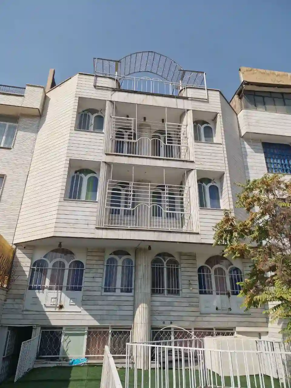 خانه سالمندان و مرکز توانبخشی آریا