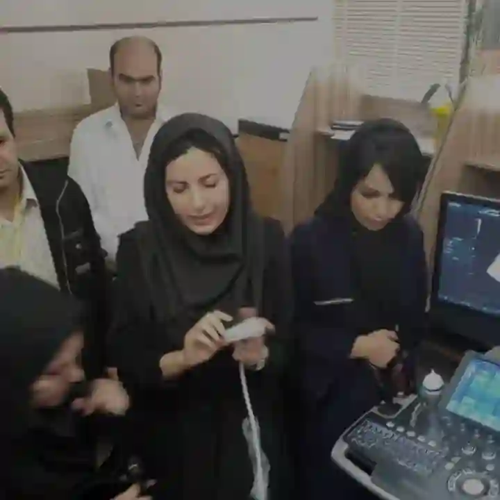 دکتر مهرناز اسدی قراباغی