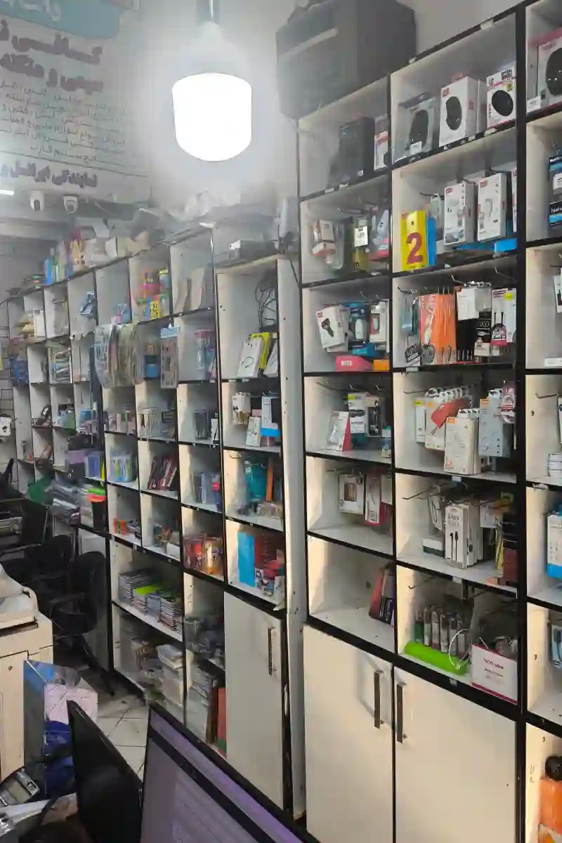 کافی نت و خدمات کامپیوتر و موبایل دات نت